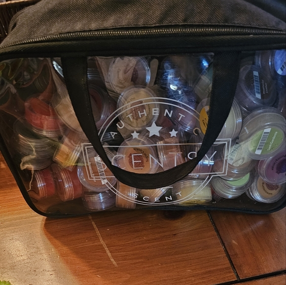 SCENTSY - Picture 3 of 3